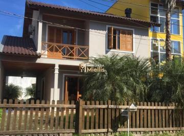 Casa · 200m² · 3 Quartos · 2 Vagas · Casa à venda em Condomínio Cantegril FASE IV, São Lucas, Viamão - 200m²