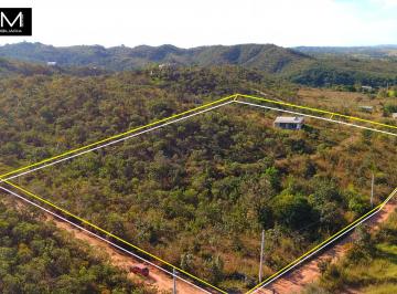 Rural de 2 quartos, Brasília · Chácara Com Casa de 2 quartos, suíte, Lazer e Vista Especial das Montanhas no Altiplano Leste