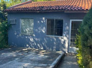 Casa · 45m² · 2 Quartos · 1 Vaga · Casa desocupada no Condomínio Village Tarumã