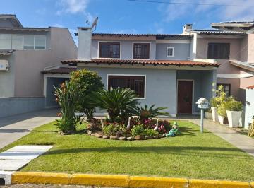 Casa · 210m² · 4 Quartos · 2 Vagas · Linda Casa à Venda no Condomínio Cantegril – Conforto, Espaço e Qualidade de Vida!