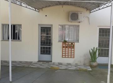 Casa · 49m² · 2 Quartos · 1 Vaga · SOBRADO Á VENDA - CENTRO