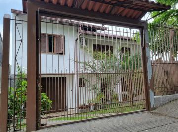 Casa · 360m² · 3 Quartos · 4 Vagas · Excelente residência no Jardim Krahe - Viamão RS