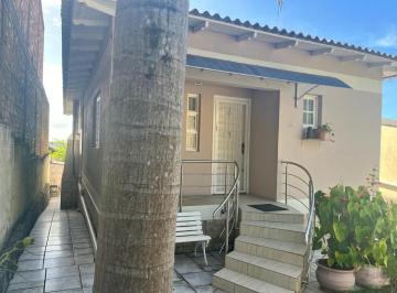 Casa · 196m² · 4 Quartos · 4 Vagas · Excelente Casa com 4 Dormitórios (1 Suíte) – Santa Isabel