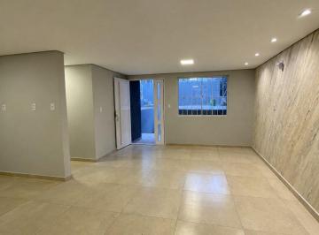 Casa · 127m² · 3 Quartos · 1 Vaga · Casa totalmente reformada na Rua dos Açores em Viamão!