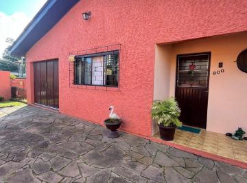 Casa · 135m² · 3 Quartos · 3 Vagas · Venda de Casa com 156m² no Centro, Viamão