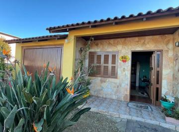 Casa · 116m² · 2 Quartos · 3 Vagas · Casa Completa com Piscina e Porteira Fechada – Conforto e Espaço para sua Família