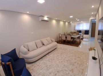 Apartamento de 3 quartos, Santos · Ótimo apto 3 dormts, 1 suíte, deps empregada, prédio frente ao Mar !!