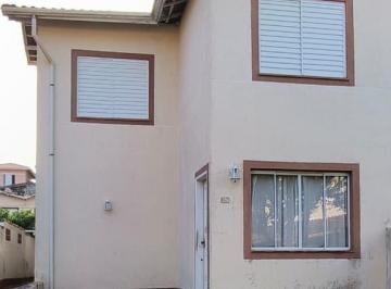Casa de 2 quartos, Cotia · Sobrado com 2 dormitórios em Condomínio fechado