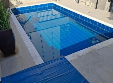 Casa de 4 quartos, Santos · Linda casa sobreposta, finamente decorada, próxima ao Mar !