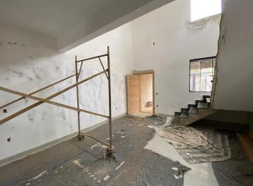 Casa · 250m² · 4 Quartos · Casa à venda - em Heliópolis