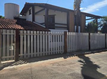 Casa de 4 quartos, Brasília · QI 3 Lago Sul 4 suites c/ closet Sala 4 ambientes Escritórios Hidro 2 Dce