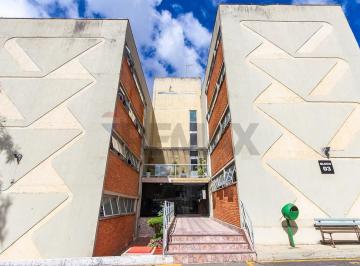 Apartamento · 77m² · 3 Quartos · 1 Vaga · Apartamento Piso Terreo 03 quartos Suite Condomínio Parque Residencial Fazendinha aceita pet R$ 379.
