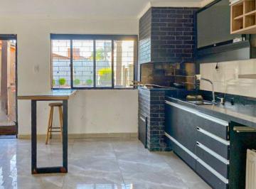 Casa en Venda de 3 quartos Sarandi · Casa a venda no bairro Sarandi