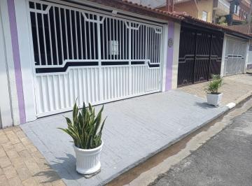 Casa · 120m² · 2 Quartos · 2 Vagas · Casa à Venda no Parque Renato Maia em Guarulhos | 3 Quartos | Próxima ao Shopping Maia e Bosque Maia