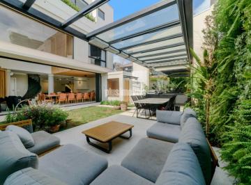 Casa · 498m² · 2 Quartos · 3 Vagas · Brooklin! Próximo à Hípica!
