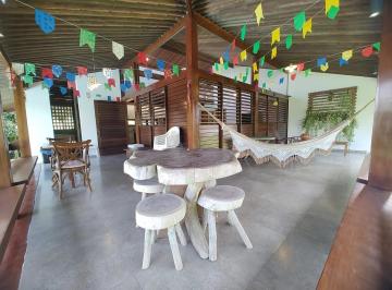 Casa · 304m² · 4 Quartos · 2 Vagas · Casa em condomínio de alto padrão!!!