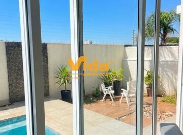 Casa · 440m² · 4 Quartos · Sobrado em Umuarama - Osasco, SP