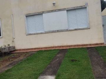 Casa de 3 quartos, Cotia · Casa a venda no Condomínio Vila D'ouro em Caucaia do Alto