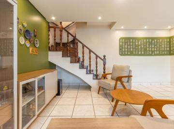 7da5f881-984a-4461-848f-8fa008ae332e · Atraente casa para venda em Vila Cruz das Almas com 4 quartos, sendo 1 suíte, 273m²