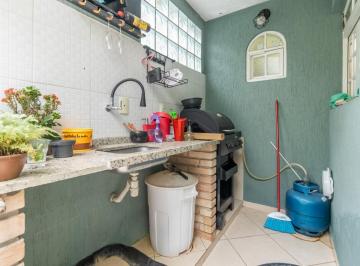 44dd3e70-8776-47d0-9263-a6d8dcad6828 · Confortável casa para venda em Vila Cruz das Almas com 4 quartos, sendo 1 suíte, 273m²