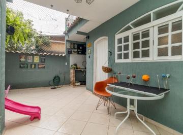 1e59f1d5-a18d-4d73-89ad-68d435f9034c · Versátil casa para venda em Vila Cruz das Almas com 4 quartos, sendo 1 suíte, 273m²