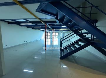 Comercial · 250m² · 5 Vagas · Galpão Comercial para Locação na Vila Tramontano, São Paulo-SP: 4 Banheiros, 5 Vagas de Garagem, 250