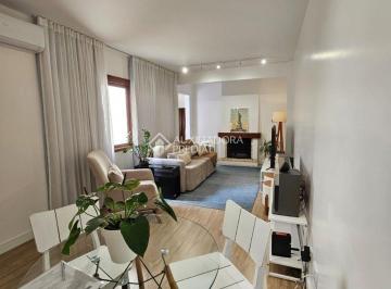 Apartamento · 94m² · 2 Quartos · Reformado no Bom Fim