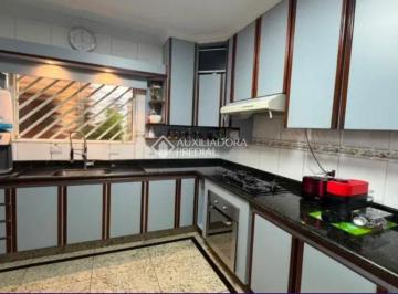 Casa · 185m² · 3 Quartos · 3 Vagas · Sobrado em Vila Floresta, Santo André