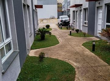 Casa de 2 quartos, Cotia · Excelente casa para locação no condomínio Viva Caucaia I