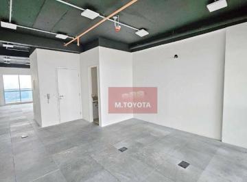 Comercial · 75m² · 2 Vagas · Sala Comercial para alugar em Centro de 75.00m² com 2 Garagens