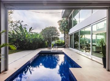 Casa · 494m² · 4 Quartos · 6 Vagas · Casa de Condomínio para alugar em Cidade Tamboré de 494.00m² com 4 Quartos, 4 Suites e 6 Garagens