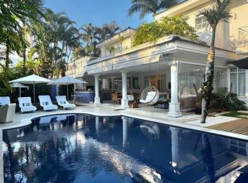 Casa de 5 quartos, São Sebastião · Baleia São Sebastião Casa em Condominio Fechado a Venda