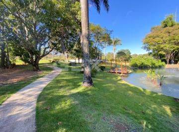 Terreno · 781m² · Terreno à Venda no Condomínio Residencial Jardins em Carmo do Cajuru MG.