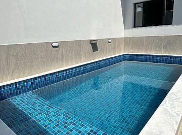 Casa · 85m² · 3 Quartos · 2 Vagas · Casa com piscina perto da praia em Itanhaém-SP