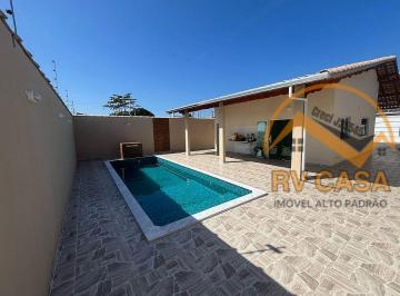 Casa · 212m² · 3 Quartos · 4 Vagas · Casa à venda em Itanhaém com 3 dormitórios, suíte, piscina e