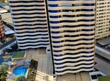 Apartamento · 143m² · 5 Quartos · 3 Vagas · Apartamento com 4 suítes no condomínio Montserrat - Parque del Sol - Parque Irac