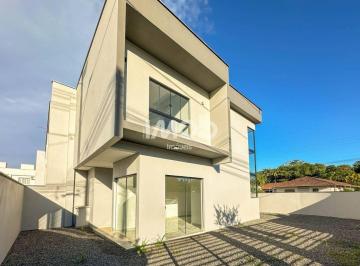 Casa · 67m² · 2 Quartos · 1 Vaga · GEMINADO DE ESQUINA 2 QUARTOS, NEREU RAMOS