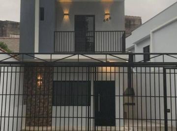 Casa · 127m² · 3 Quartos · 3 Vagas · Sobrado com 3 quartos à Venda, Jardim do Triunfo - Guarulhos