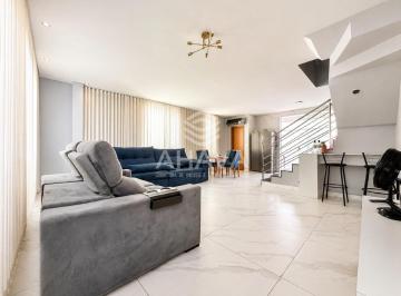 Casa · 190m² · 3 Quartos · 3 Vagas · Casa Geminada com 3 Quartos sendo 1 Suíte à Venda, 190m², 3 Vagas, Bairro Copacabana, próximo a Aven
