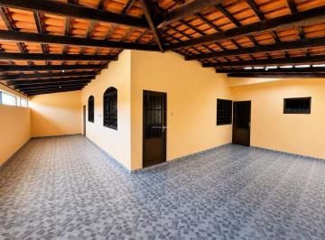 Casa · 145m² · 3 Quartos · 3 Vagas · Casa no bairro Itaunense com ótimo preço.