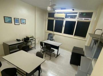 Comercial · 33m² · Lívia Machado Imóveis aluga sala comercial no Centro de Vitória - 32,65 m²