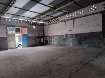 Comercial · 307m² · Galpão Comercial à Venda no Parque São Vicente – Mauá | 307 m² de Área Construída
