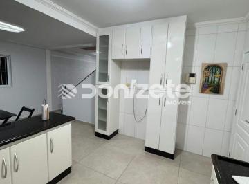 Casa · 180m² · 3 Quartos · 3 Vagas · Casa para Aluguel 180m² – São Bernardo do Campo (Alves Dias)