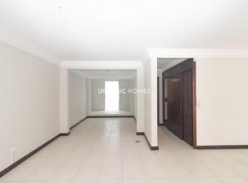 Casa · 183m² · 3 Quartos · 2 Vagas · Sobrado Espaçoso de 182m² no Boa Vista