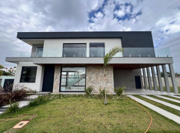 Casa · 230m² · 3 Quartos · 4 Vagas · Sobrado Exclusivo sem Vizinhos nas Laterais no Condomínio Villa Sapezal | Indaiatuba