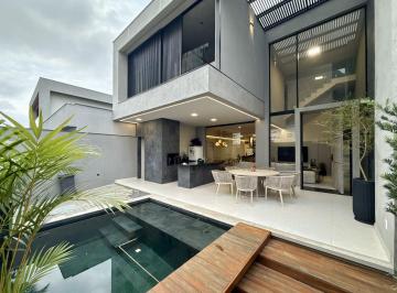 Casa · 325m² · 4 Quartos · 2 Vagas ·
Casa Triplex Contemporânea, porteira fechada em Vargem Pequena