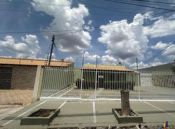 Casa · 254m² · 3 Quartos · 4 Vagas · Casa para alugar no bairro Jardim Tropical - Cuiabá/MT
