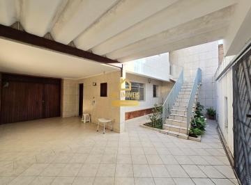 Casa · 272m² · 4 Quartos · 6 Vagas · Casa em Vila Augusta, Guarulhos/SP
