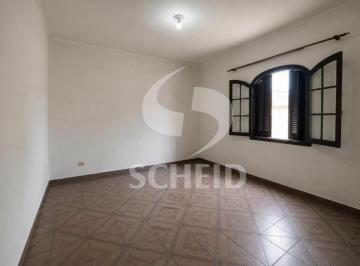 Casa · 140m² · 4 Quartos · 1 Vaga · Vende-se sobrado amplo no Jardim São Luís, com quatro dormitórios, duas salas e quintal