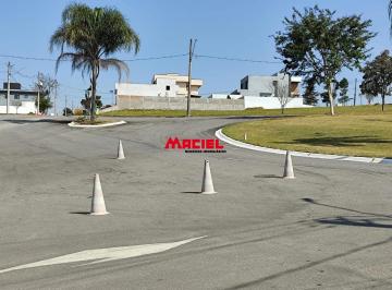 Terreno · 360m² · Excelente oportunidade de morar em um local super tranquilo, com lazer e segurança.